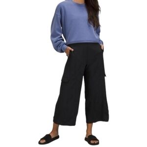 Lululemon Metropolis Maven Cropped Wide Leg Pants.